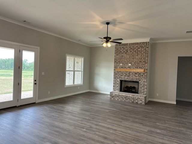 5295 BUTTERCUP LN, Lakeland, TN 38002