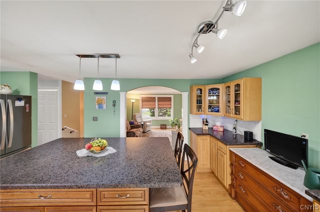 6234 Wynmoor Drive, Cicero, NY 13039