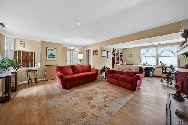 6234 Wynmoor Drive, Cicero, NY 13039