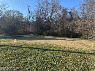 206 CHESTNUT STREET, Jefferson City, MO 65101