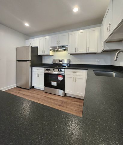 2763 N Sawyer Avenue 2763, Chicago, IL 60647
