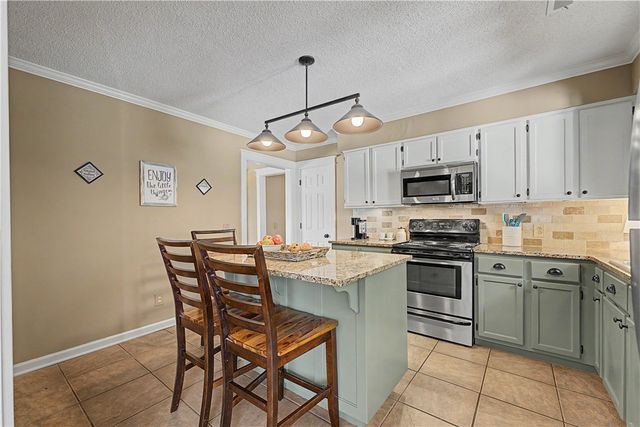 714 Riviera Drive, Rogers, AR 72758