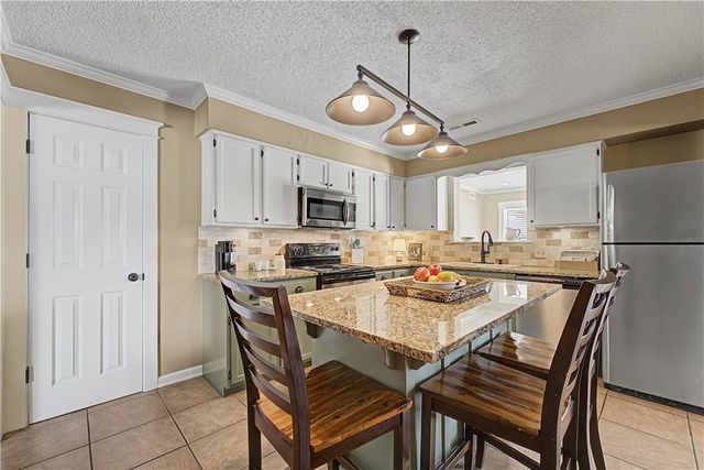714 Riviera Drive, Rogers, AR 72758