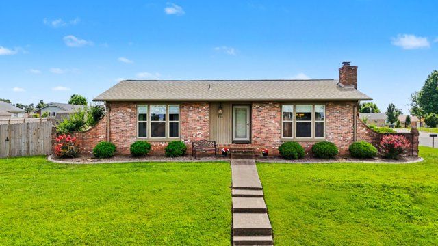 714 Riviera Drive, Rogers, AR 72758