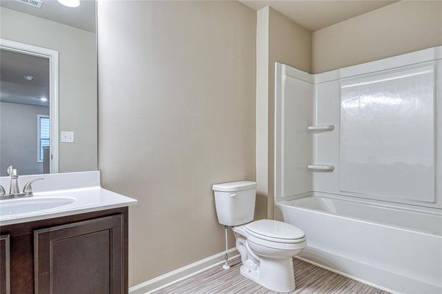 87 Avian Way, Auburn, GA 30011