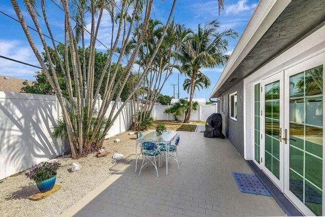 7187 Thompson Road, Boynton Beach, FL 33426