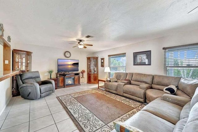 7187 Thompson Road, Boynton Beach, FL 33426
