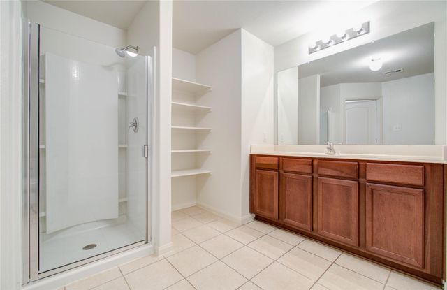 8218 Hall View Drive, Houston, TX 77075