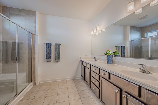 2942 Trillium Court E, Aurora, IL 60506