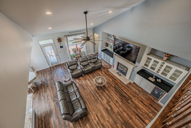 2942 Trillium Court E, Aurora, IL 60506