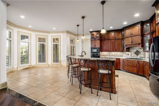 10251 Lake Side, Tuscaloosa, AL 35406