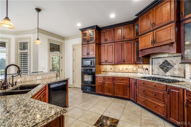 10251 Lake Side, Tuscaloosa, AL 35406