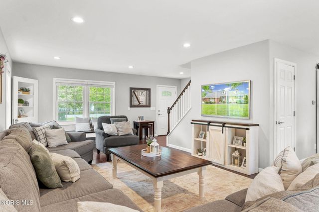 1968 S Holland Sylvania Road, Maumee, OH 43537
