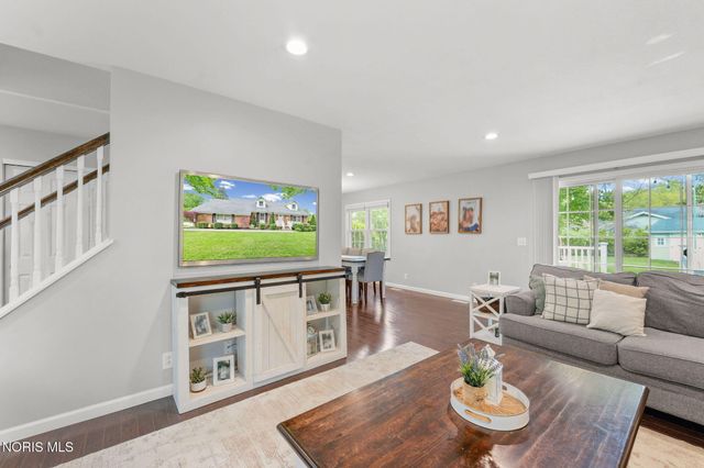 1968 S Holland Sylvania Road, Maumee, OH 43537