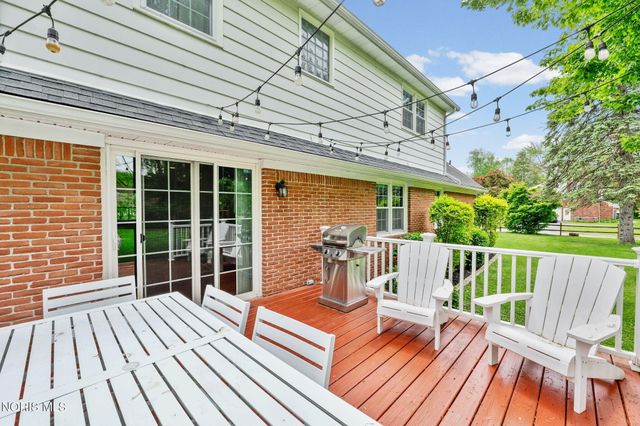 1968 S Holland Sylvania Road, Maumee, OH 43537