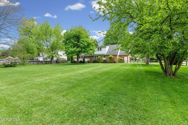 1968 S Holland Sylvania Road, Maumee, OH 43537