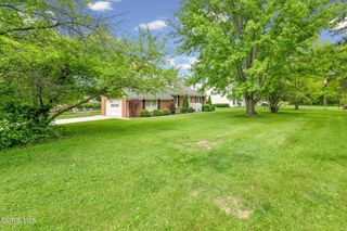 1968 S Holland Sylvania Road, Maumee, OH 43537