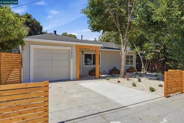 22807 Alice St, Hayward, CA 94541