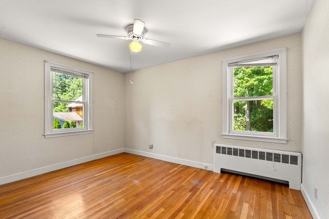 15 Pleasant St, Burlington, MA 01803