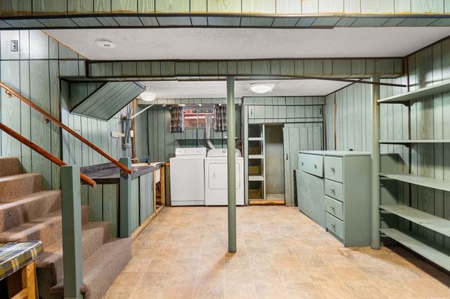 15 Pleasant St, Burlington, MA 01803