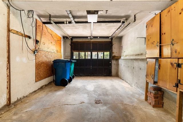 15 Pleasant St, Burlington, MA 01803