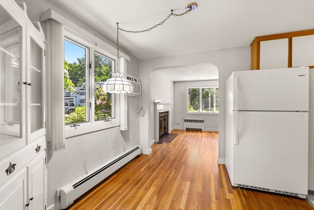 15 Pleasant St, Burlington, MA 01803