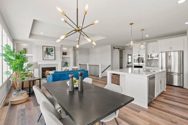 3661 Knightsbridge Lane N, Lake Elmo, MN 55042