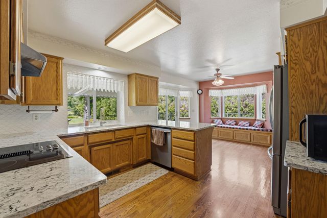 992 Auby Way, Grants Pass, OR 97527