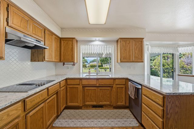 992 Auby Way, Grants Pass, OR 97527