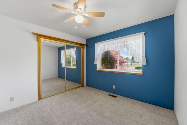 992 Auby Way, Grants Pass, OR 97527