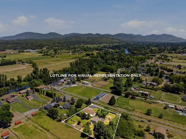 992 Auby Way, Grants Pass, OR 97527