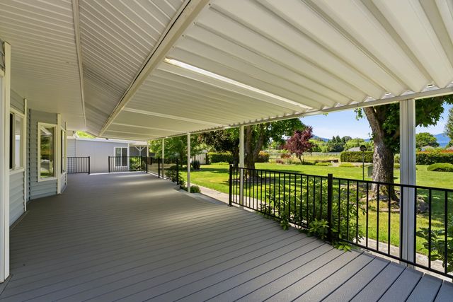 992 Auby Way, Grants Pass, OR 97527