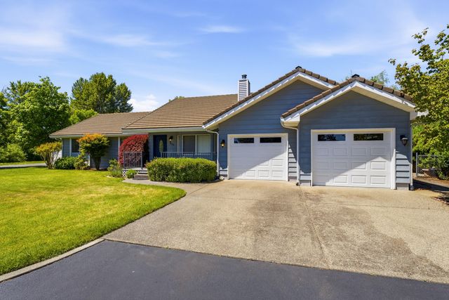 992 Auby Way, Grants Pass, OR 97527