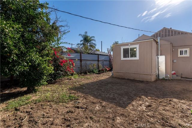 3367 Holding, Riverside, CA 92501