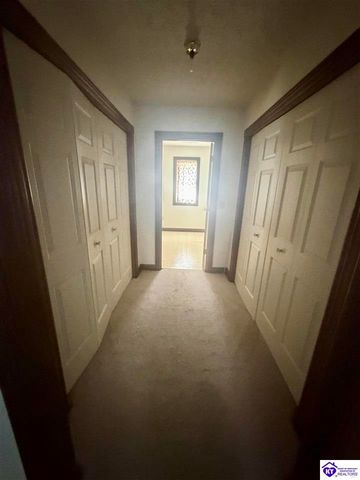 227 Collins Drive, Elizabethtown, KY 42701