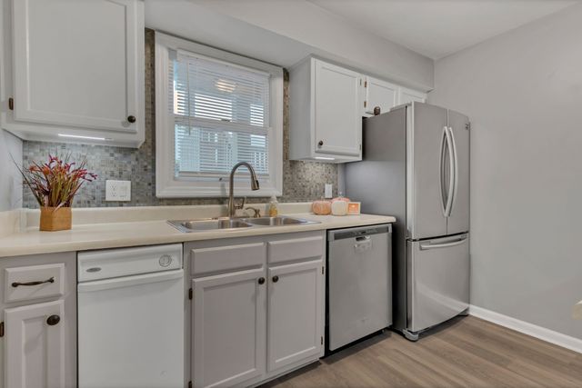 2433 Kennedy Ct, Franklin, TN 37064