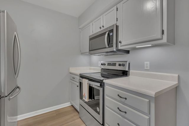 2433 Kennedy Ct, Franklin, TN 37064