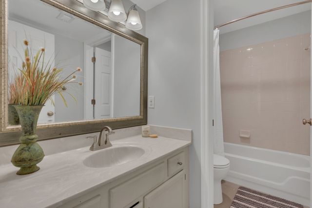 2433 Kennedy Ct, Franklin, TN 37064