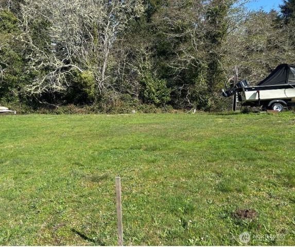 310 Cedar Street NE, Ilwaco, WA 98624