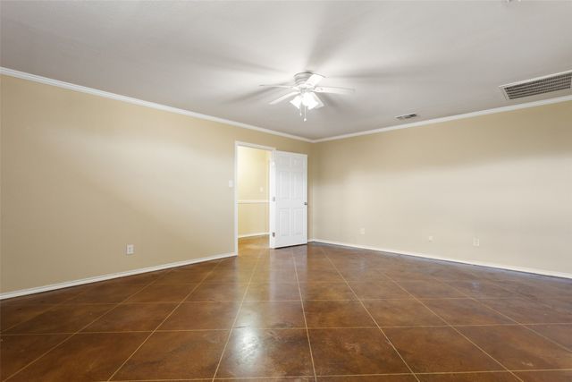 672 County Road 4960, Pittsburg, TX 75686