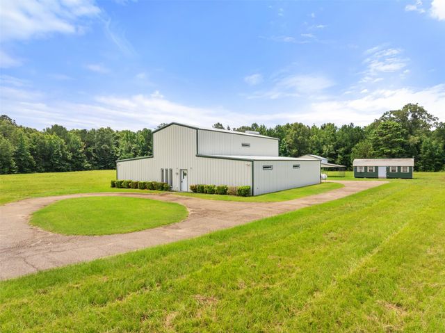 672 County Road 4960, Pittsburg, TX 75686