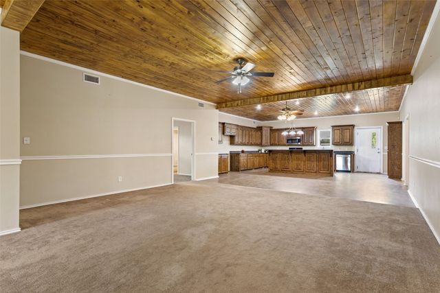 672 County Road 4960, Pittsburg, TX 75686