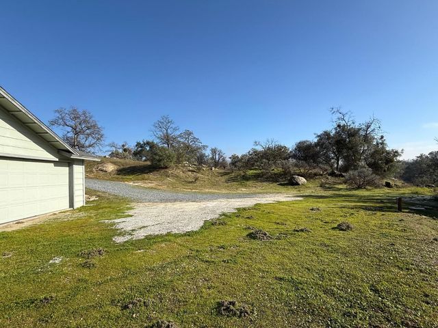 44086 Limestone Court, Coarsegold, CA 93614