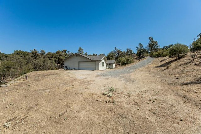 44086 Limestone Court, Coarsegold, CA 93614