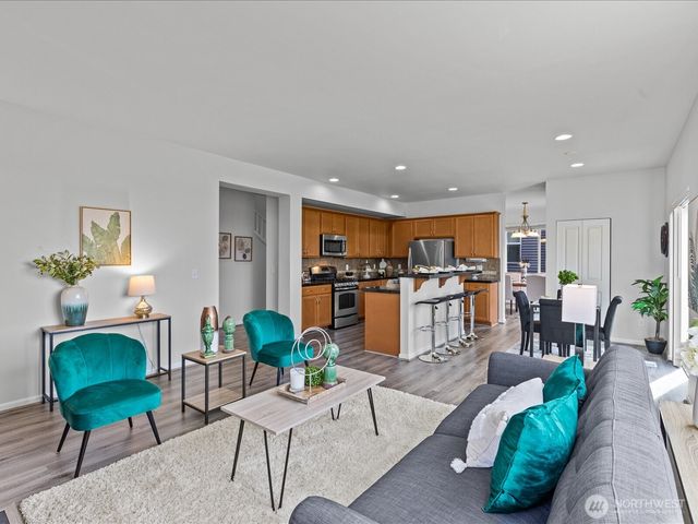 16506 24th Street E, Lake Tapps, WA 98391