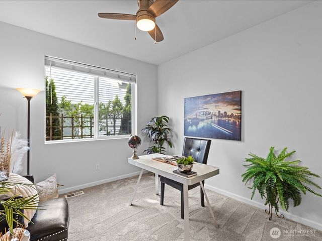 16506 24th Street E, Lake Tapps, WA 98391