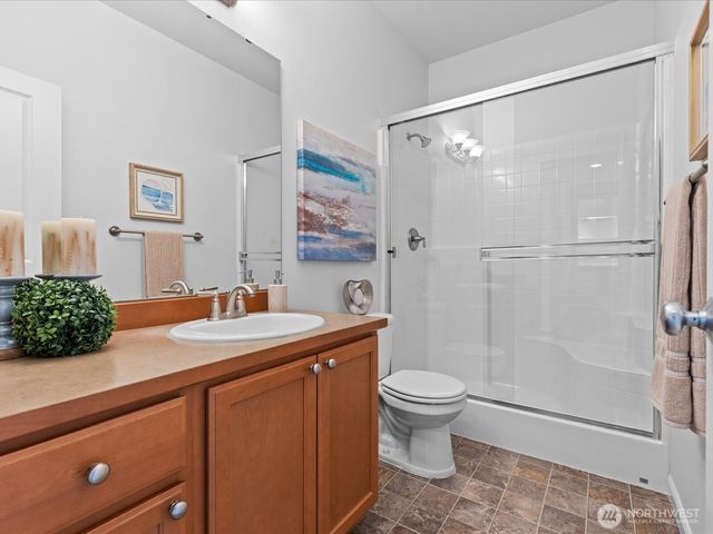 16506 24th Street E, Lake Tapps, WA 98391