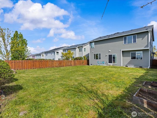 16506 24th Street E, Lake Tapps, WA 98391