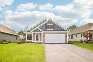 65 Willowford Drive, Henrietta, NY 14467