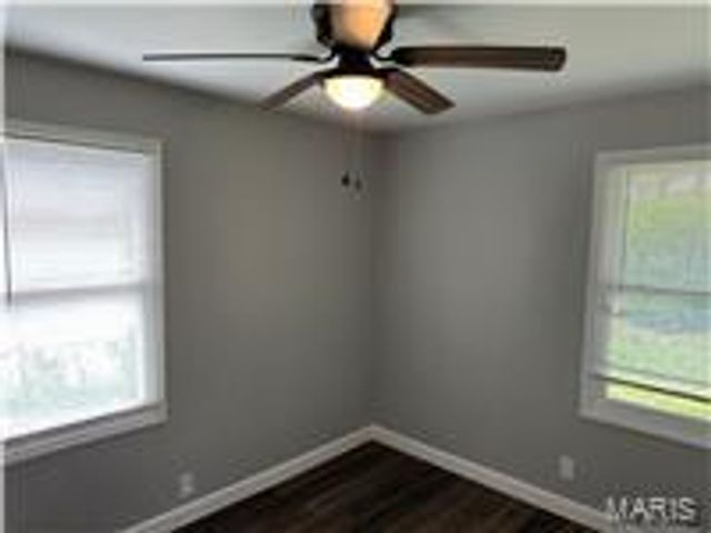 9343 Duenke Drive, St Louis, MO 63137